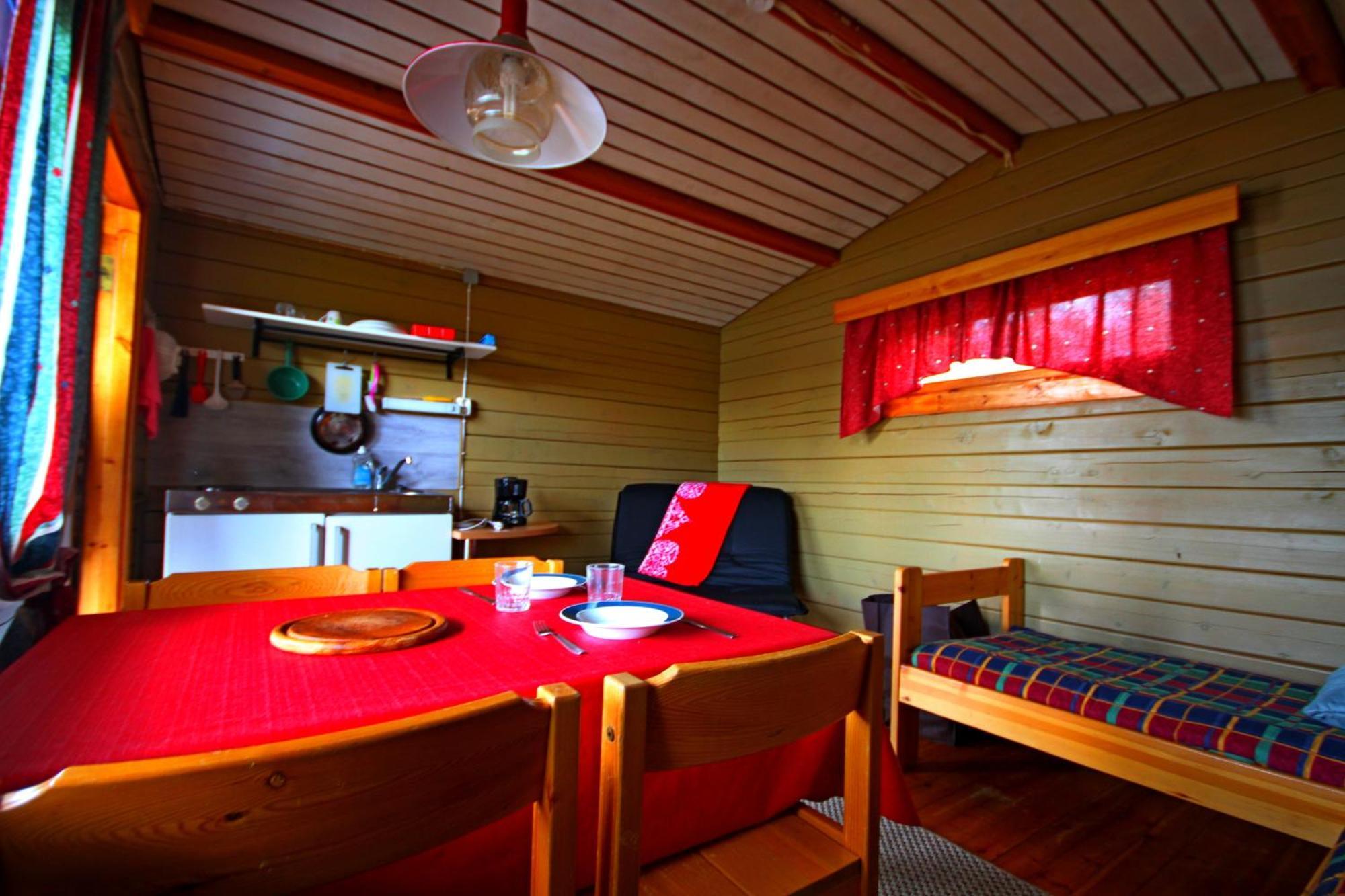 Ukonjaerven Holiday Village อีวาโล ห้อง รูปภาพ